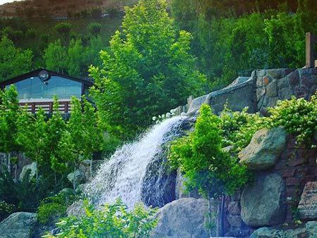 بوستان آبشار تهران