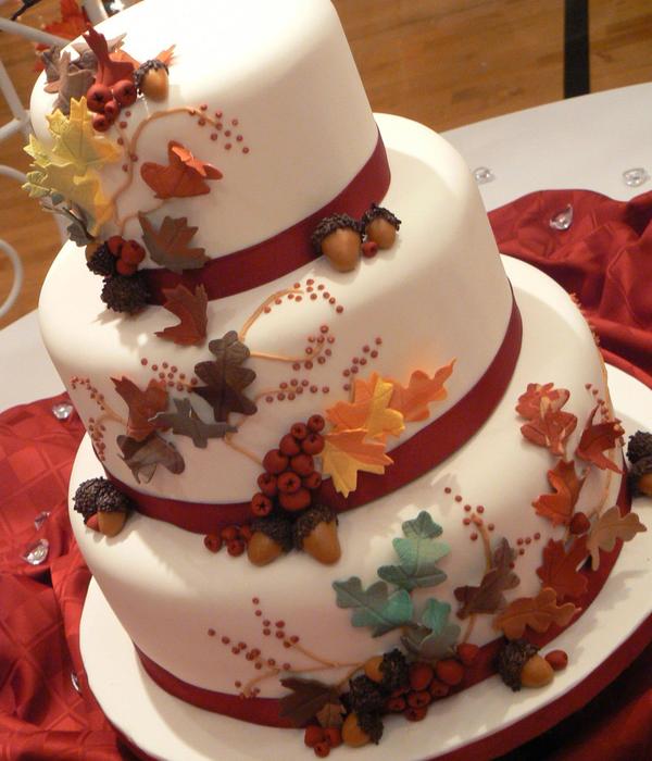 کیک پاییزی طرح برگ