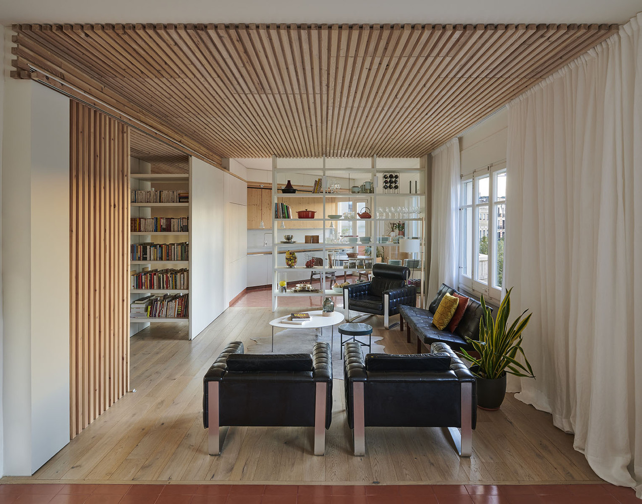 طراحی خانه مینیمال با چوب