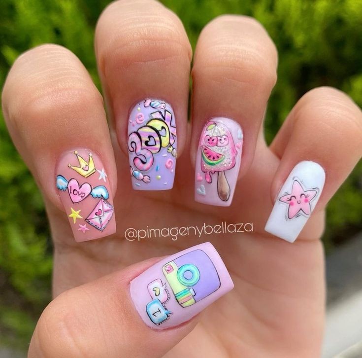 طرح ناخن ساده و شیک