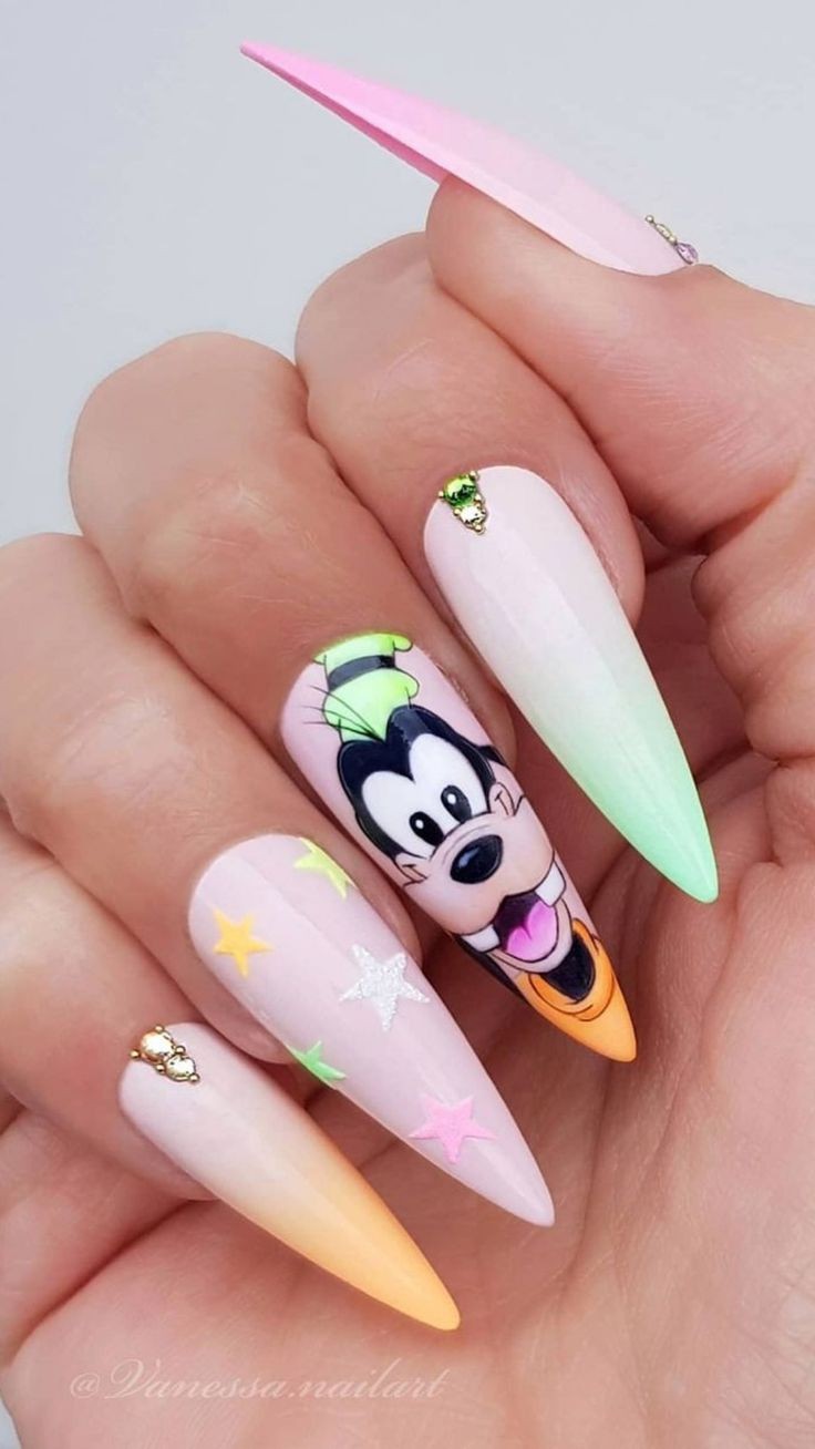 طرح ناخن ساده و شیک