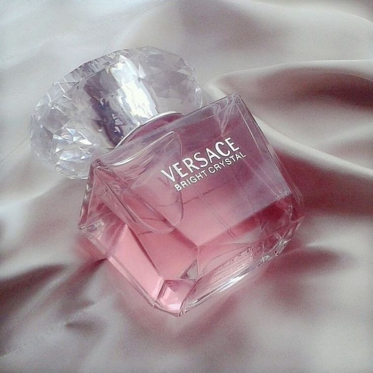 عطر زنانه ورساچه برایت کریستال Versace Bright Crystal