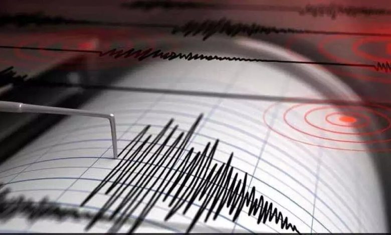 زمین‌لرزه‌ای به بزرگی ۵.۶ ریشتر در عمق ۴۴ کیلومتری زمین، فنوج سیستان و بلوچستان را لرزاند.