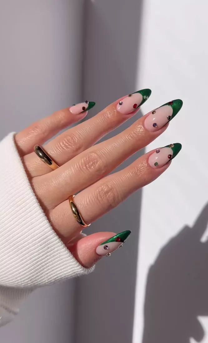طراحی ناخن فرنچ کریسمسی 