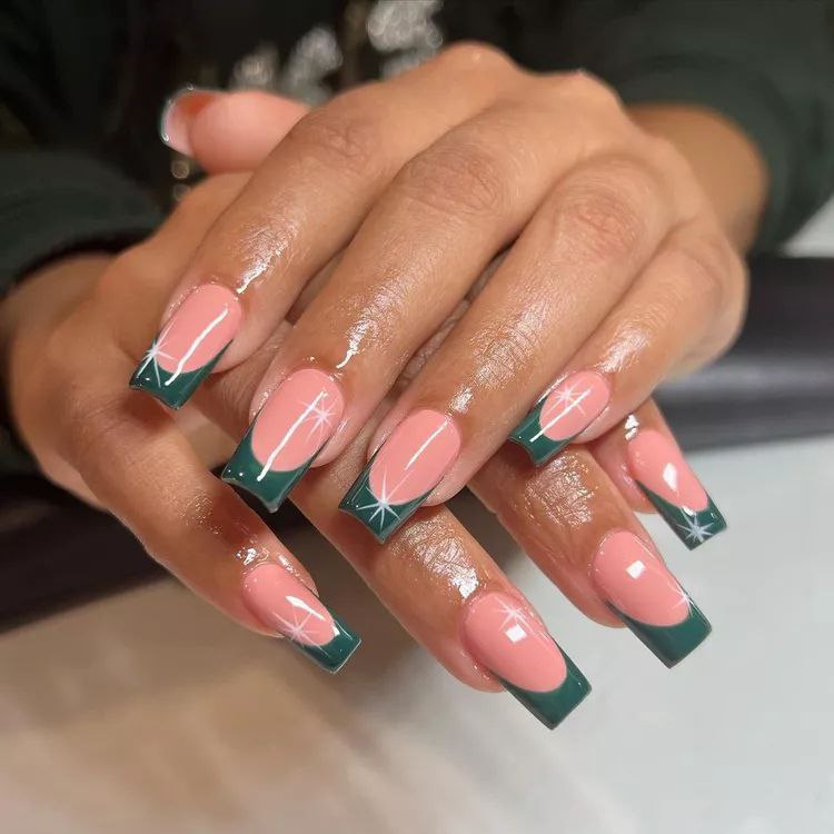 طراحی ناخن فرنچ کریسمسی 1