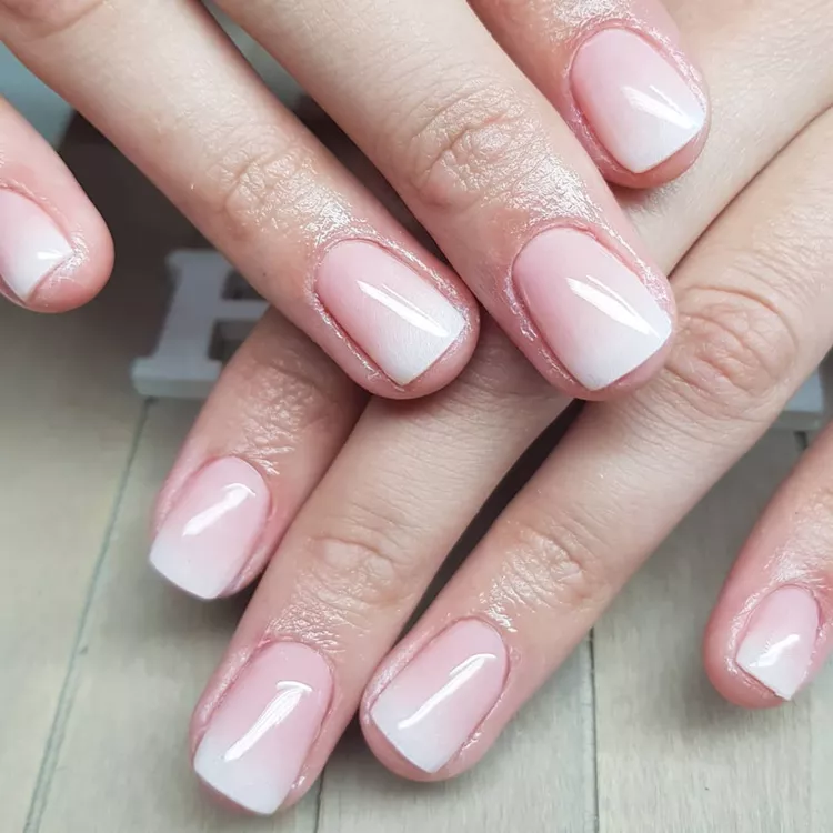 ناخن فرنچ آمبره 11