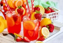 طرز تهیه لیموناد غلیظ توت فرنگی