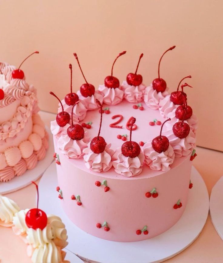 مدل کیک با دیزاین آلبالو27
