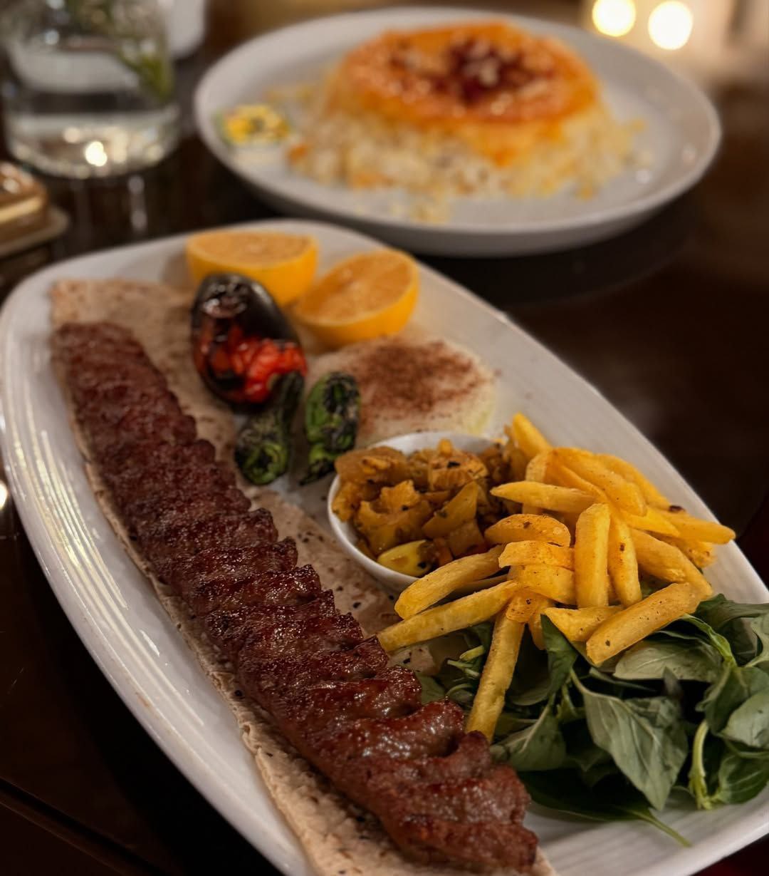 رستوران لوتوس 8