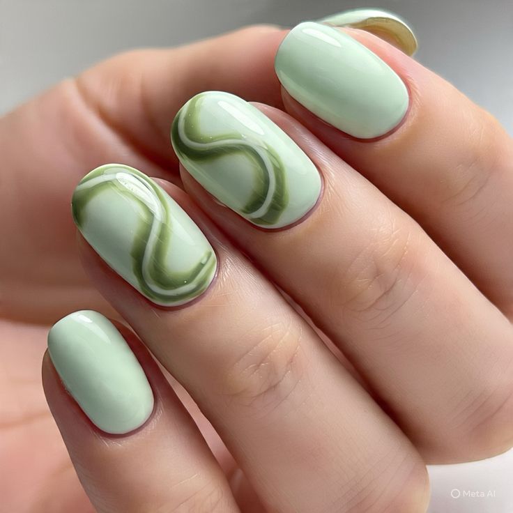 ناخن طرحدار با سبز ماچا9