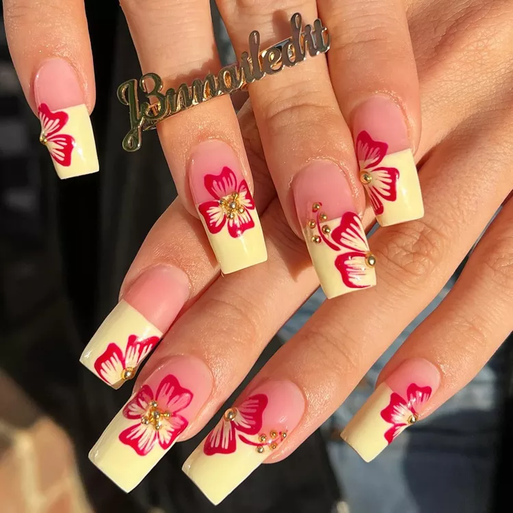 ناخن طرح گل زرد کره ای