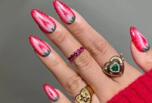 طراحی ناخن توت فرنگی