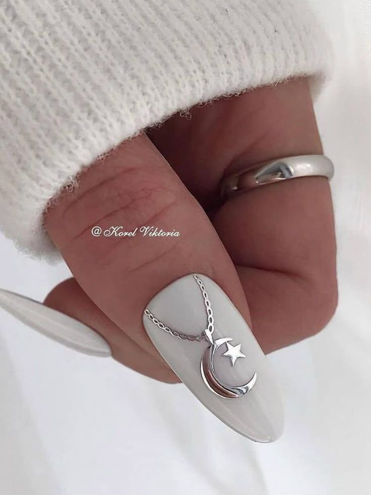 ناخن با طرح منظومه شمسی 12