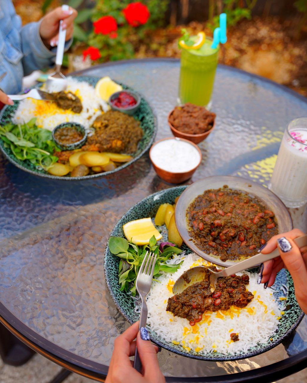 باغ رستوران ایرو 4