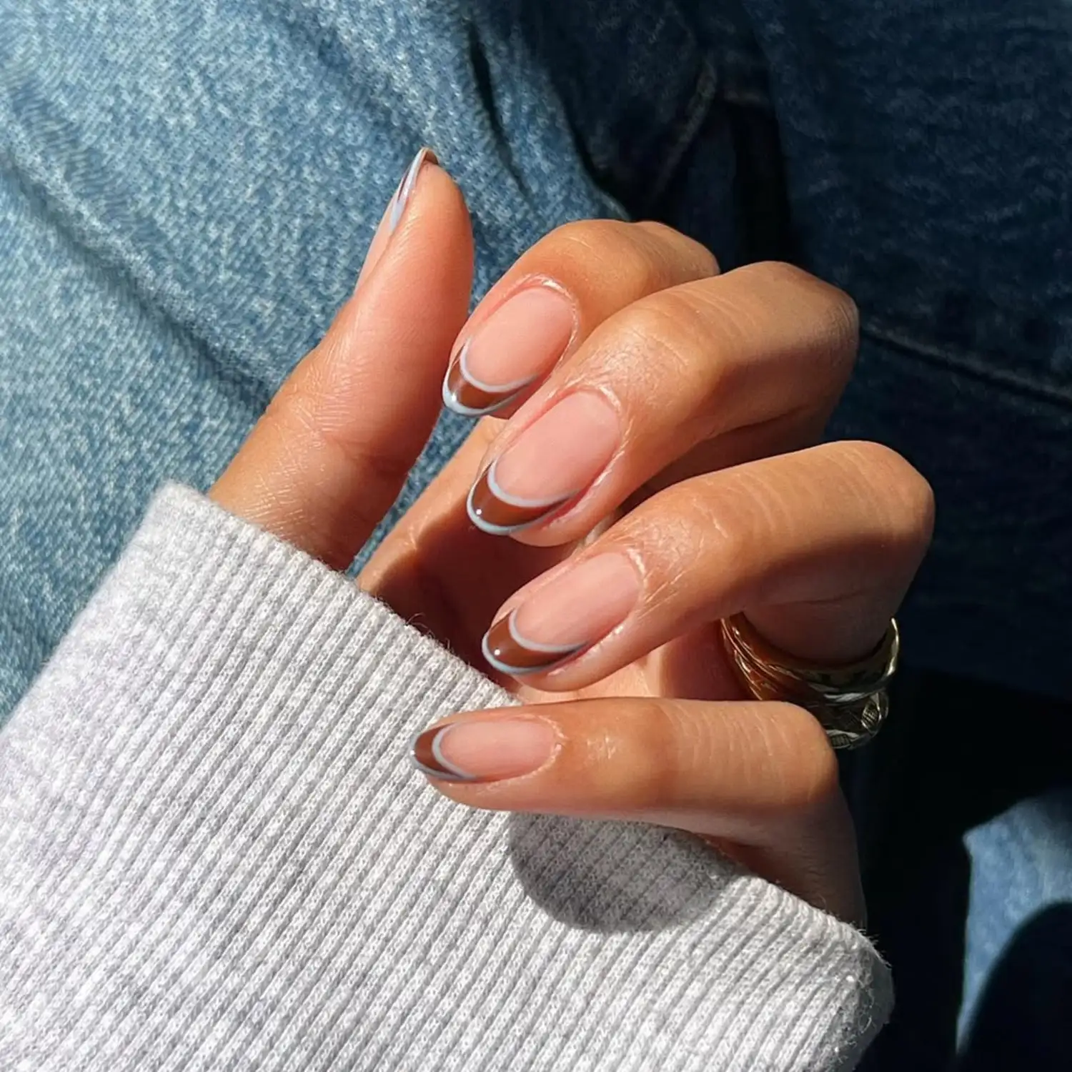 طراحی ناخن فرنچ قهوه ای