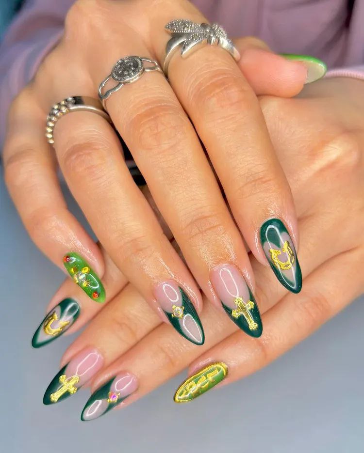 طراحی ناخن ساقدوش عروس خاص