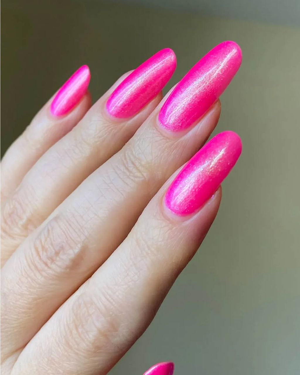 طراحی ناخن نئونی خاص