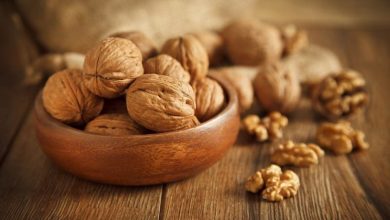خرید گردو مستقیم از باغ های تویسرکان؛ تازه، مقوی و مقرون‌ به‌ صرفه
