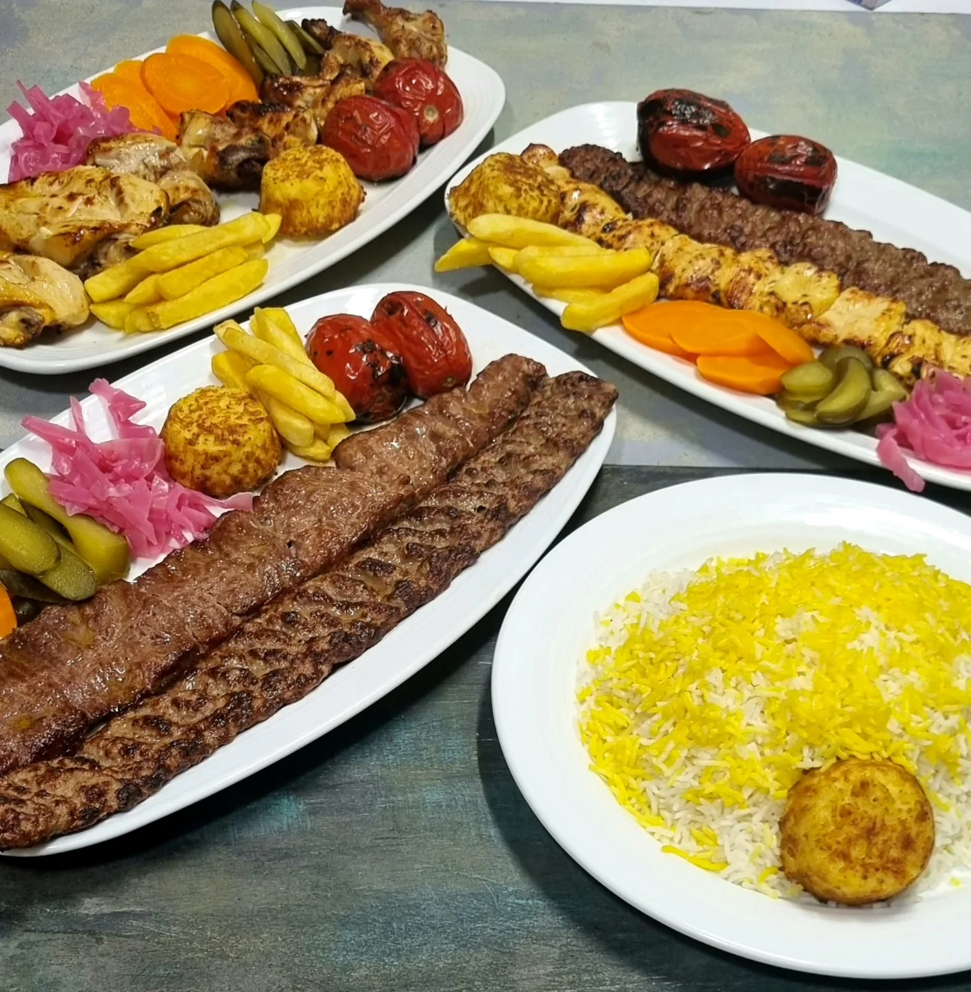 کترینگ ایرانی صدرسان