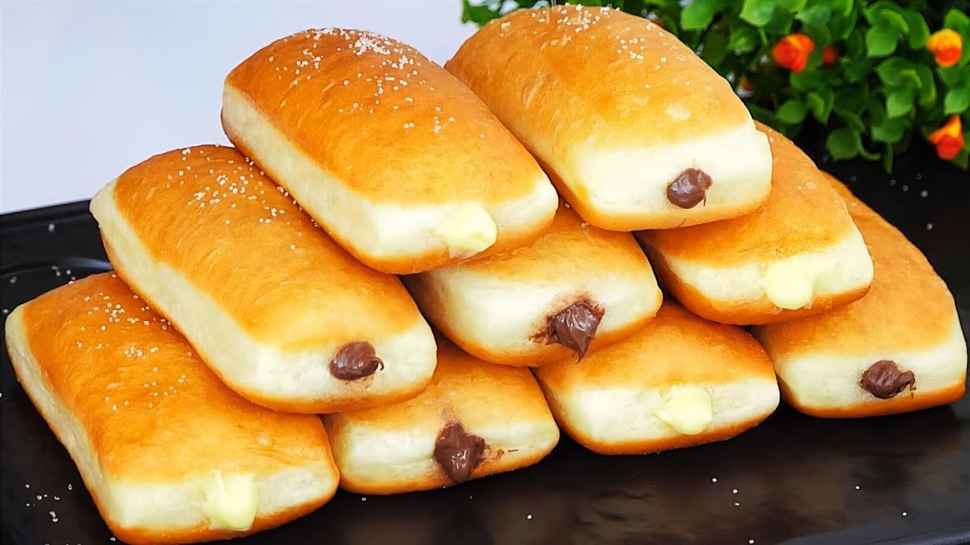 پیراشکی شکلاتی مخصوص صبحانه