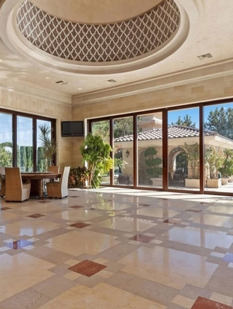 عمارت مایکل جکسون در لاس‌وگاس