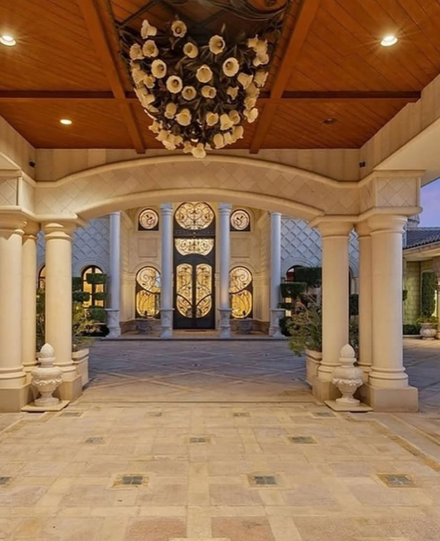 عمارت مایکل جکسون در لاس‌وگاس 6