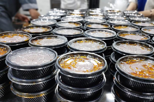 کترینگ و رستوران پیازا