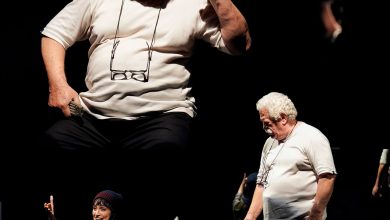 ایستادن روی صحنه در غم همسر 🖤