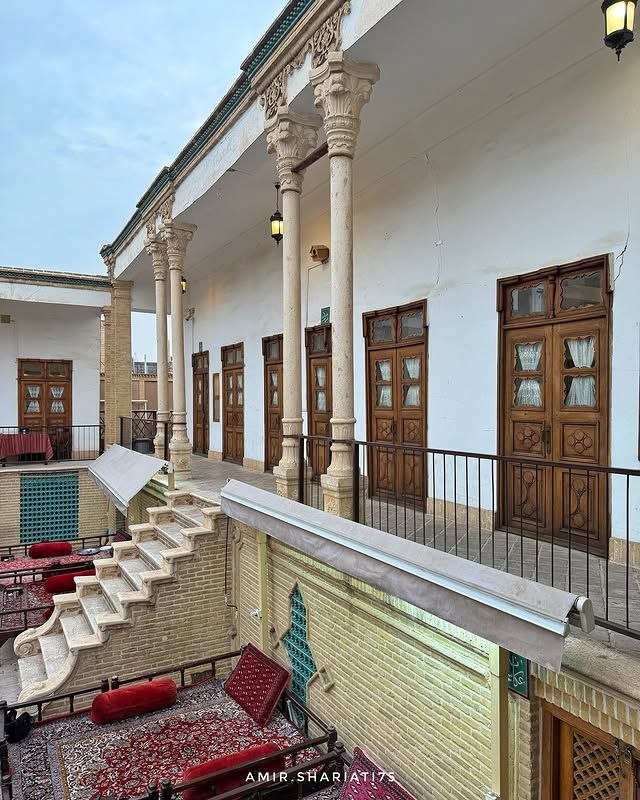 رستوران خانه تاریخی یزدان پناه در شهر قم