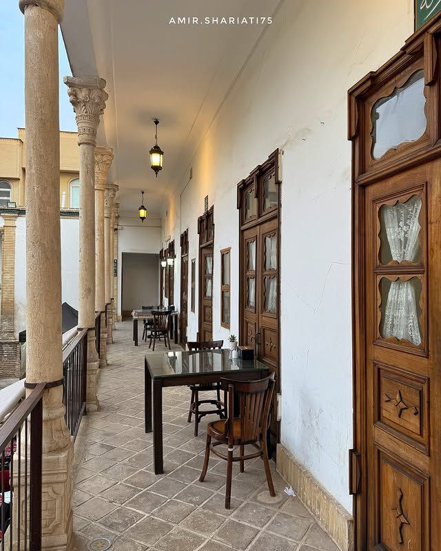 شربتخانه و رستوران خانه تاریخی یزدان پناه