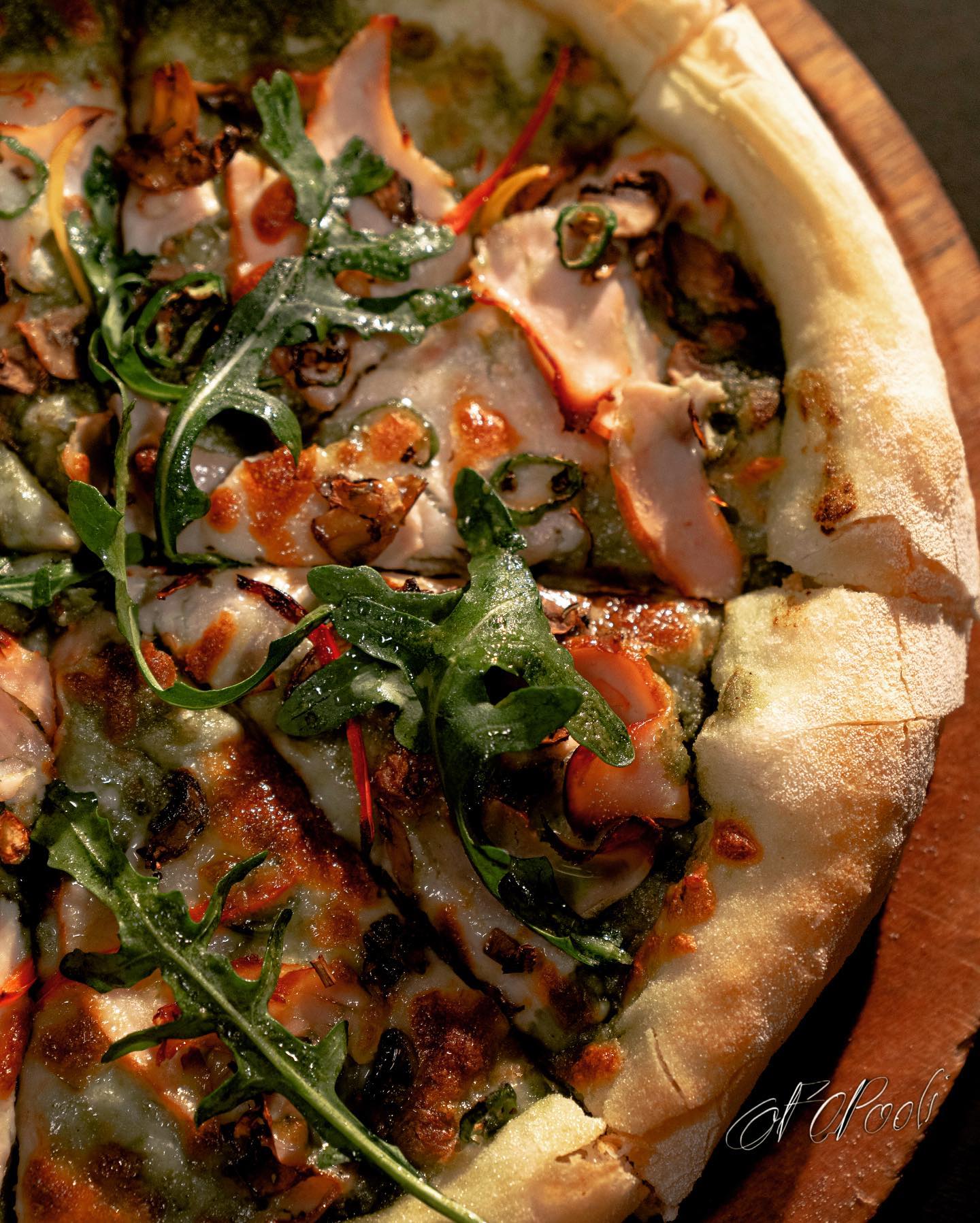 پیتزا رستوران پی وان