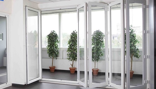 باز کردن پنجره‌ها و تهویه مناسب