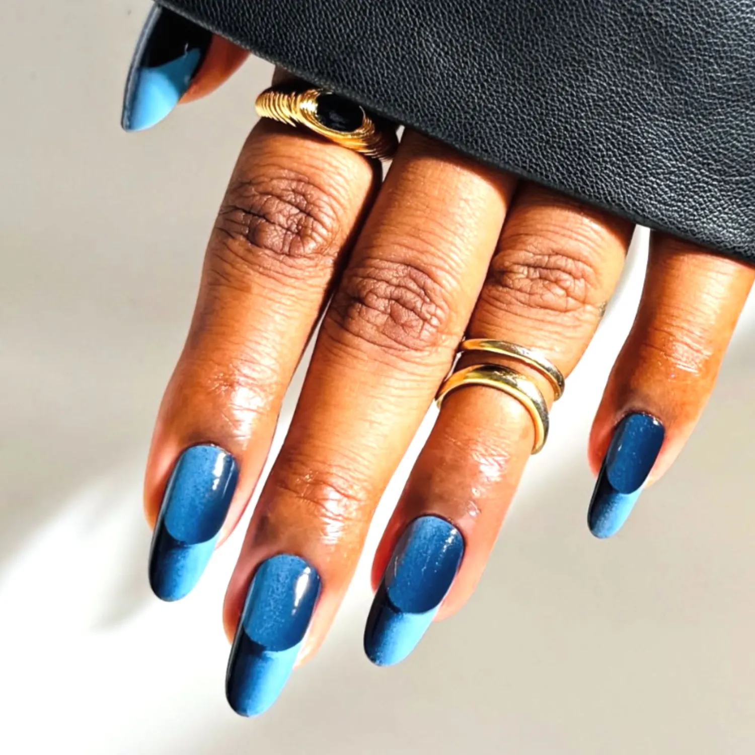 فرنچ رنگی آبی