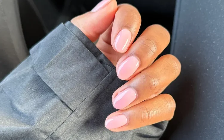 ایده‌های ناخن بهمن برای هدایت حس رمانتیک درونتان