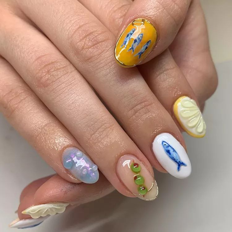 طراحی ناخن ماهی