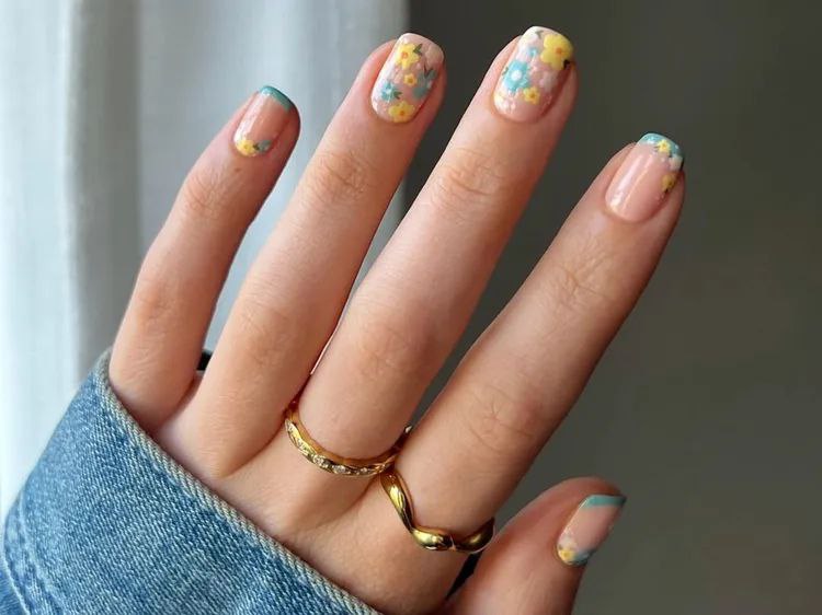 طراحی ناخن فرنچ گل