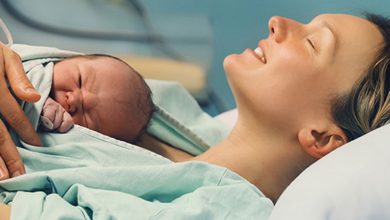 چه کسانی می توانند زایمان وی بک انجام دهند؟