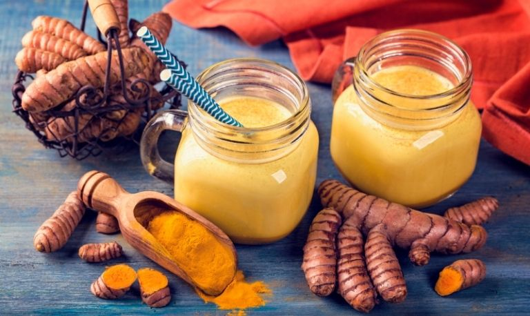 تغذیه سلولی با شیر طلایی زردچوبه دار